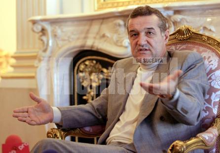 Gigi Becali nu a fost acasă la mitingul organizat împotriva sa