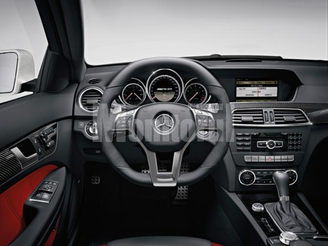 Mercedes Benz C 63 AMG Coupe