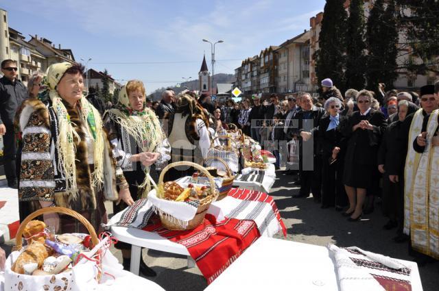 Gala coşurilor pascale, la Gura Humorului