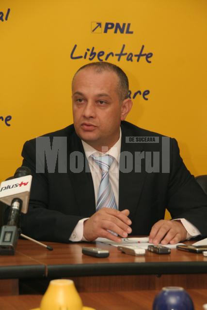 Alexandru Băişanu: „Considerăm că cele două zile nu pot fi zile de bucurie pentru cetăţenii României, ci de doliu naţional”
