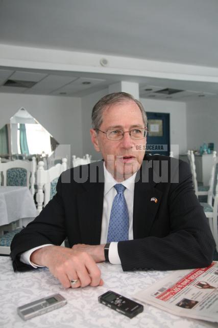 Excelenţa Sa, Ambasadorul SUA în România, Mark Gitenstein: „Problema corupţiei creează probleme României peste hotare”