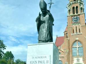 Liturghie solemnă dedicată beatificării Papei Ioan Paul al II-lea