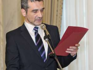 Sebastian Lăzăroiu a citit jurământul în faţa şefului statului Foto: Sorin LUPŞA
