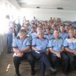 Peste două sute de poliţişti, convocaţi la instruirea de ieri