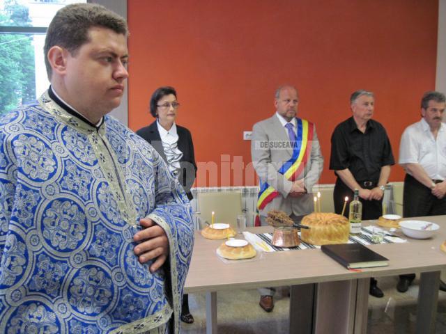Primarul Aurel Olărean, prezent la slujba de sfinţire a noului spaţiu