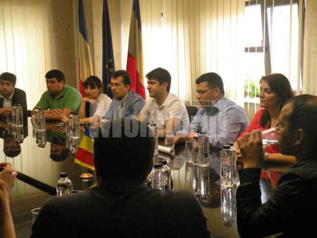 Tinerii democrat-liberali suceveni i-au avut ca oaspeţi pe liderii Organizaţiei Naţionale de Tineret a Partidului Noul Azerbaidjan