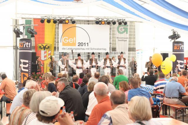 O delegaţie de aproape 30 de dansatori şi meşteri populari a reprezentat Suceava la Ziua Regiunii Schwaben