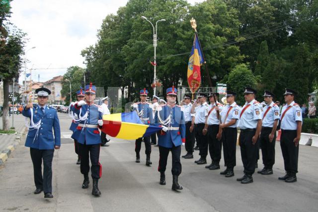 Ceremonia organizată cu prilejul „Zilei Drapelului Naţional”