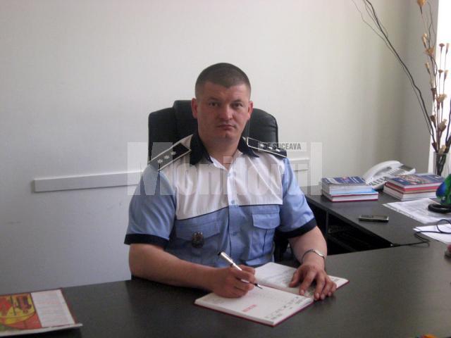Comisarul-şef Liviu Sfichi şi-a înaintat ieri demisia de la conducerea Serviciului de Poliţie Rutieră Suceava