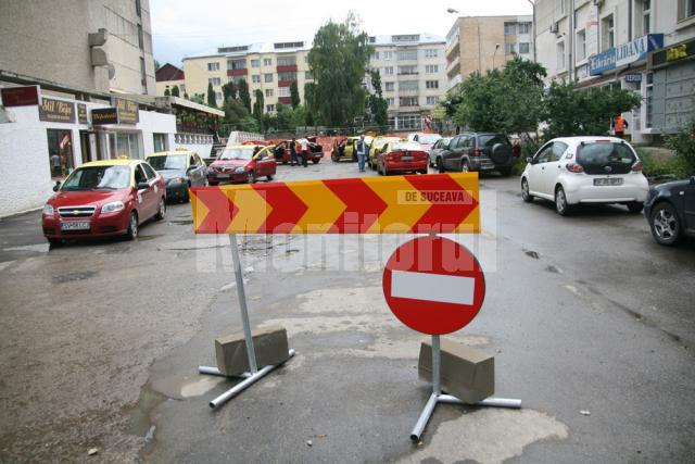 Strada Ciprian Porumbescu, închisă pe ambele sensuri de acces