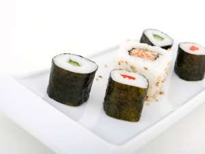 Sushi este o mâncare cât se poate de sănătoasă Foto: Rob Owen-Wahl