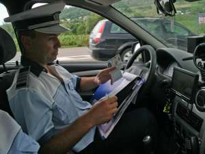 Control în trafic pe linia combaterii excesului de viteză, cu maşinile dotate cu radar