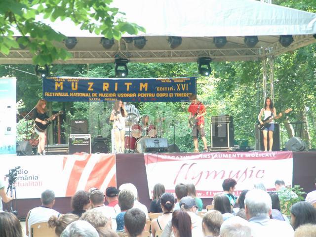 Festivalul Naţional de Interpretare Vocal Instrumentală a Muzicii Uşoare pentru Copii şi Tineret