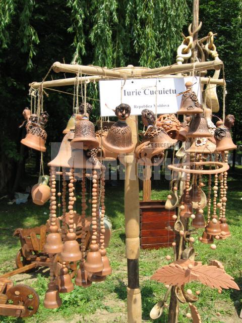 Obiecte din ceramică realizate de Iurie Cucuietu