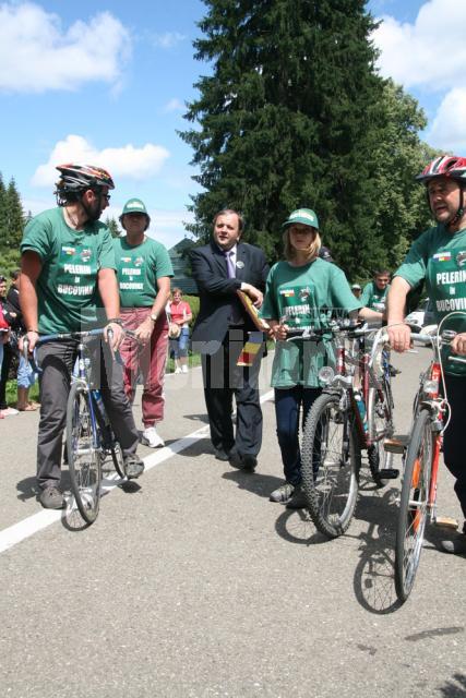 Flutur a venit alături de cicliştii care au ajuns la Putna