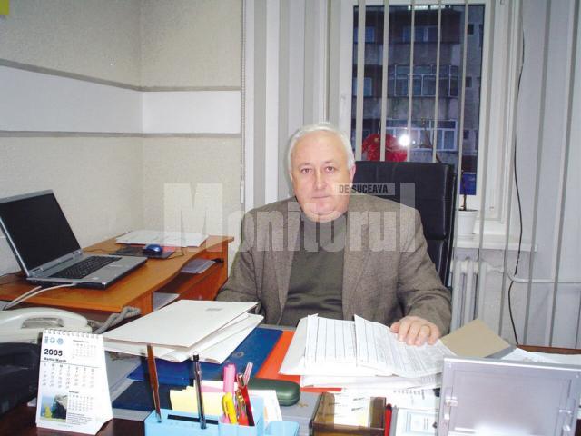 Nistor Tătar are 55 de ani şi este director al SC Servicii Comunale SA Rădăuţi