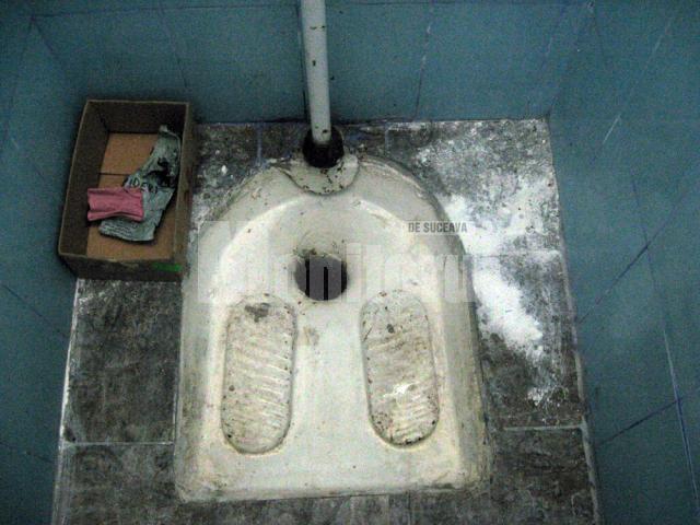 WC-uri la gara Iţcani