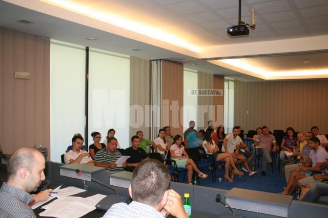 Cinci tineri democrat-liberali din Suceava au participat la sfârşitul lunii iulie la a treia întâlnire a Şcolii Naţionale de Administraţie Publică