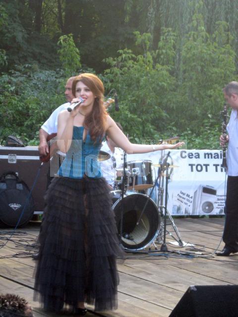 Diana Bişinicu, în concert la Muzeul Satului Bucovinean