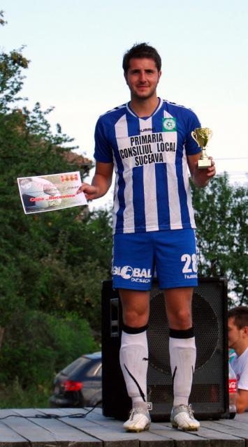 Adi Cerlincă, antrenorul jucător al echipei Sporting II Arbore. Foto: www.sportsuceava.ro