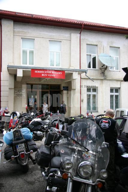 Motocicliştii din Polonia au făcut popas la Dom Polski