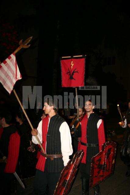 Parada cavalerilor pe străzile Sucevei
