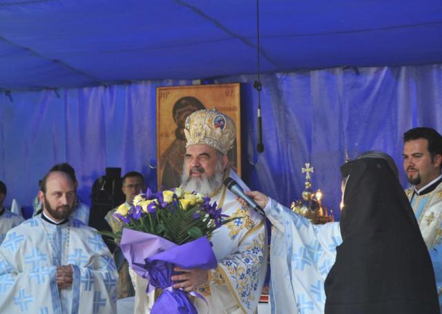 Patriarhul Daniel îşi va încheia vizita în judeţul Suceava luni, după ce va vizita Mănăstirile Suceviţa şi Moldoviţa. Foto: Ziarul Lumina
