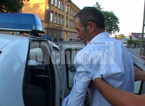 Gheorghe Fodor, urcat în maşina politiei