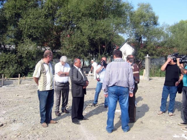 Gheorghe Flutur a inspectat  construcţia unei clădiri din Ulma în care va funcţiona „o şcoală de după şcoală”