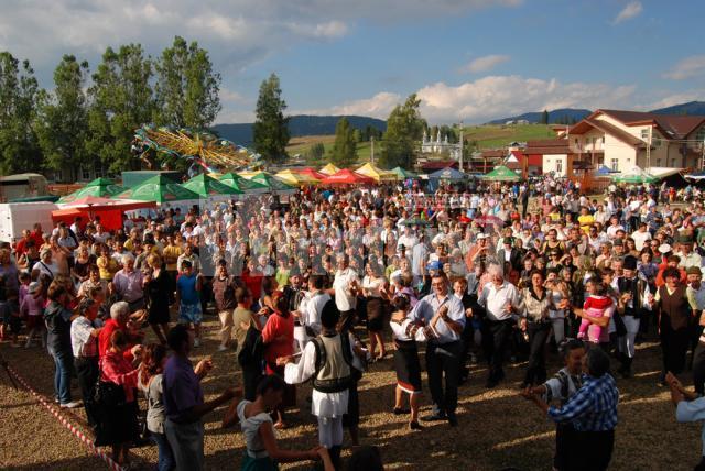 Festivalul Fructelor de Pădure, la Coşna