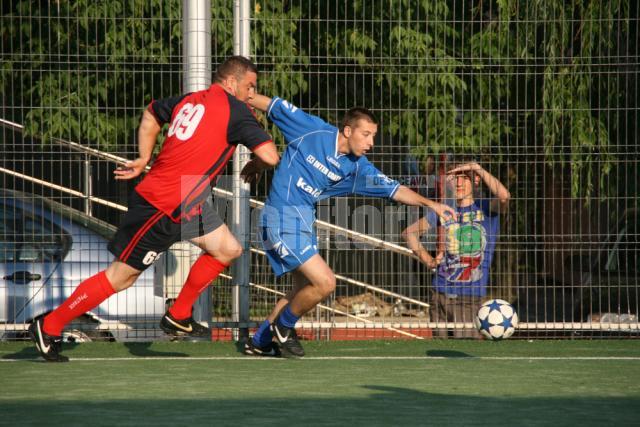 Campionatul Judeţean de Minifotbal se anunţa unul extrem de disputat, mai ales că nu va mai exista turneu play off