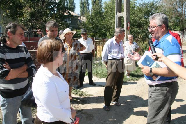Primarul Sucevei de vorbă cu sinistraţii din Iţcani