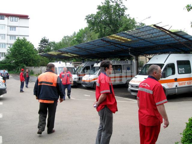 Echipajele de la Ambulanţă vor renunţa la echipamentele în culorile roşu şi bleumarin