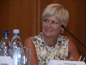 Monica Tatoiu: Minim 40% dintre membrii Parlamentului ar trebui să fie femei