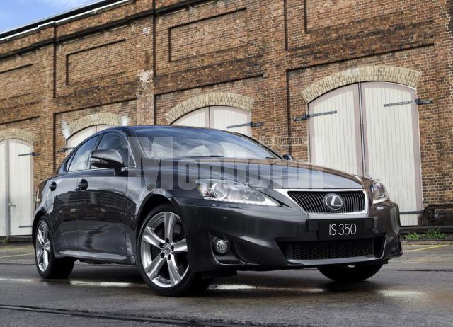 Lexus IS Facelift se pregătește să debuteze