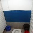 Toalete renovate dar inutilizabile