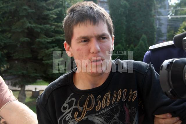 Daniel Ionel Dunga, suspectul principal al acestui înfiorător caz, se află încarcerat încă de sâmbătă în arestul IPJ Suceava