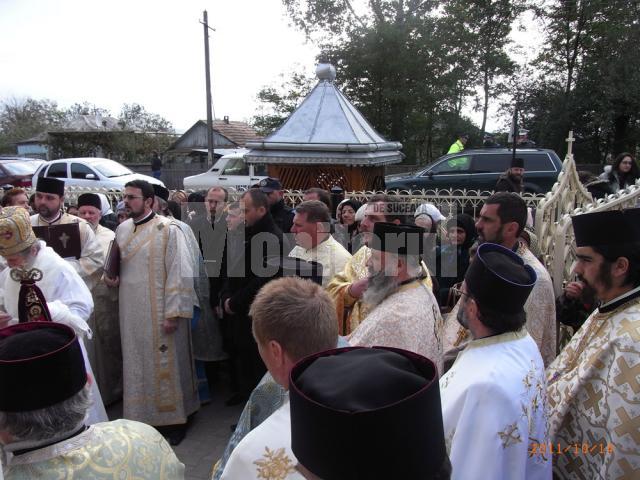 IPS Pimen a sfinţit biserica din Vercicani