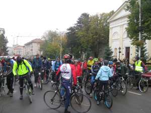 Acţiunea de ieri s-a bucurat de prezenţa câtorva zeci de biciclişti