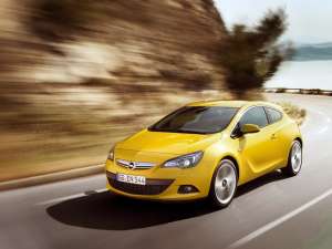 Opel Astra GTC primește două noi motoare