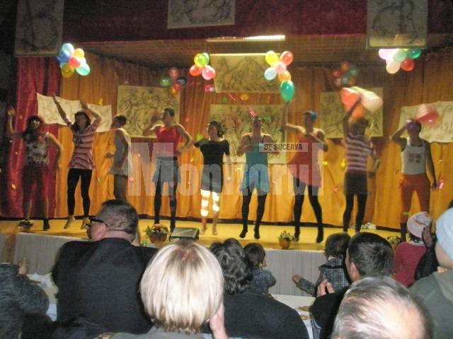 Balul Bobocilor de Grupul Şcolar Dumbrăveni