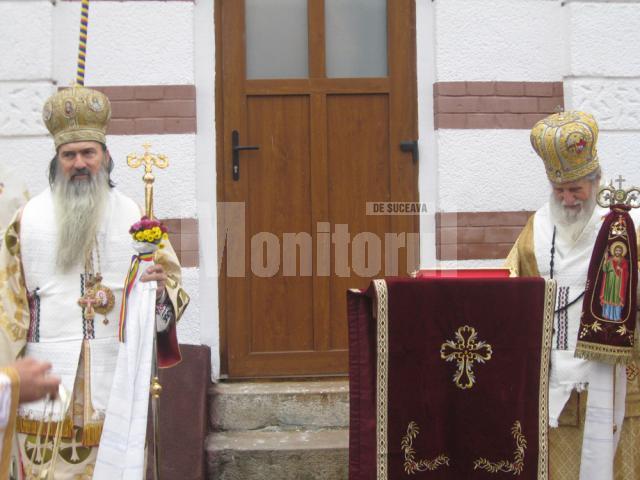 ÎPS Pimen, Arhiepiscopul Sucevei şi Rădăuţilor şi ÎPS Teodosie, Arhiepiscopul Tomisului