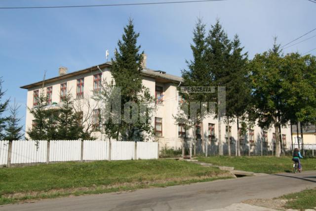 Şcoala generală din localitatea suceveană Hârtop a rămas fără acreditare în urma unui control ministerial