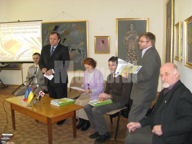 Preşedintele CJ Suceava, Gheorghe Flutur, prezentând mesajul administraţiei judeţene