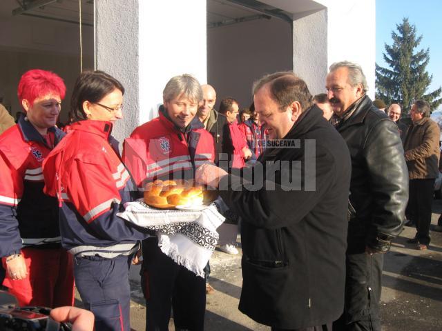 Flutur a participat la inaugurarea sediului modernizat al Ambulanţei din Fălticeni