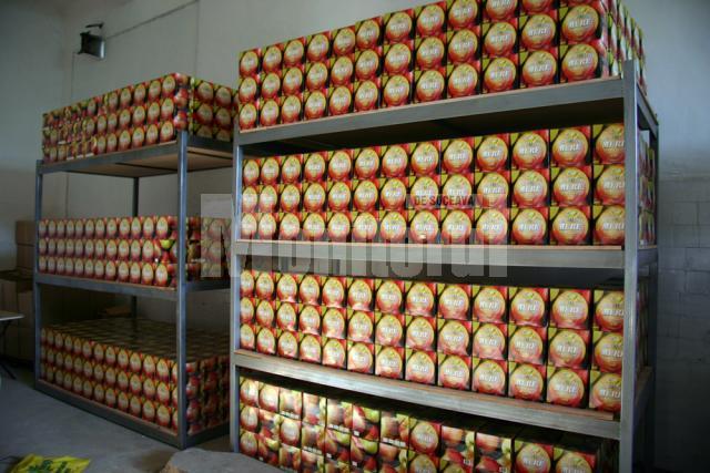 Sucul de mere îşi aşteaptă cumpărătorii