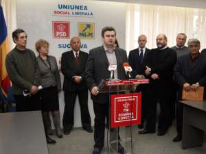 Consilierii judeţeni ai PSD şi PNL Suceava au refuzat ieri să participe la şedinţa convocată pentru împărţirea banilor proveniţi din sumele defalcate din impozitul pe venit