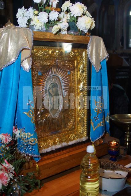 Icoana Maicii Domnului „Umilenie” va ajunge, astăzi, la Mănăstirea Sfântul Mare Mucenic Mina din satul Roşiori
