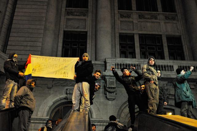 Acţiunile de protest au avut loc în mai multe oraşe din ţară şi în Capitală. Foto: MEDIAFAX