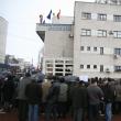 Sindicaliştii de la Termica şi-au strigat nemulţumirile sub geamurile Primăriei Suceava